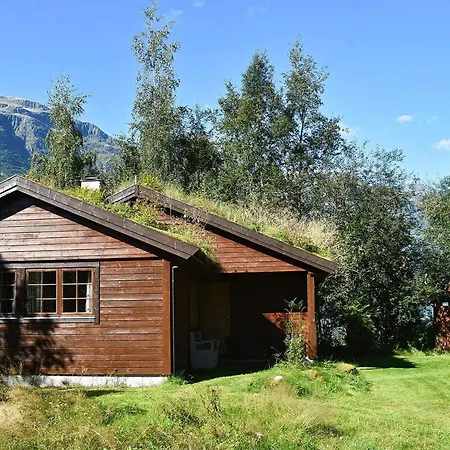 4 Person In Oldedalen-by Traum *