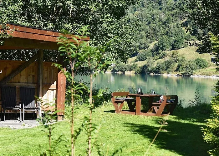 4 Person In Oldedalen-by Traum