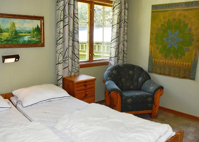 4 Person In Oldedalen-by Traum