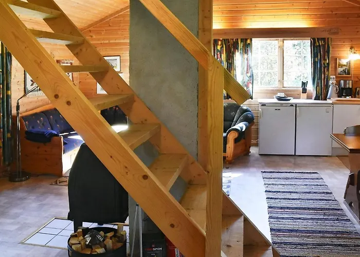 4 Person In Oldedalen-by Traum