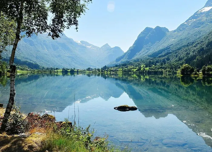 4 Person In Oldedalen-by Traum Briksdalsbre